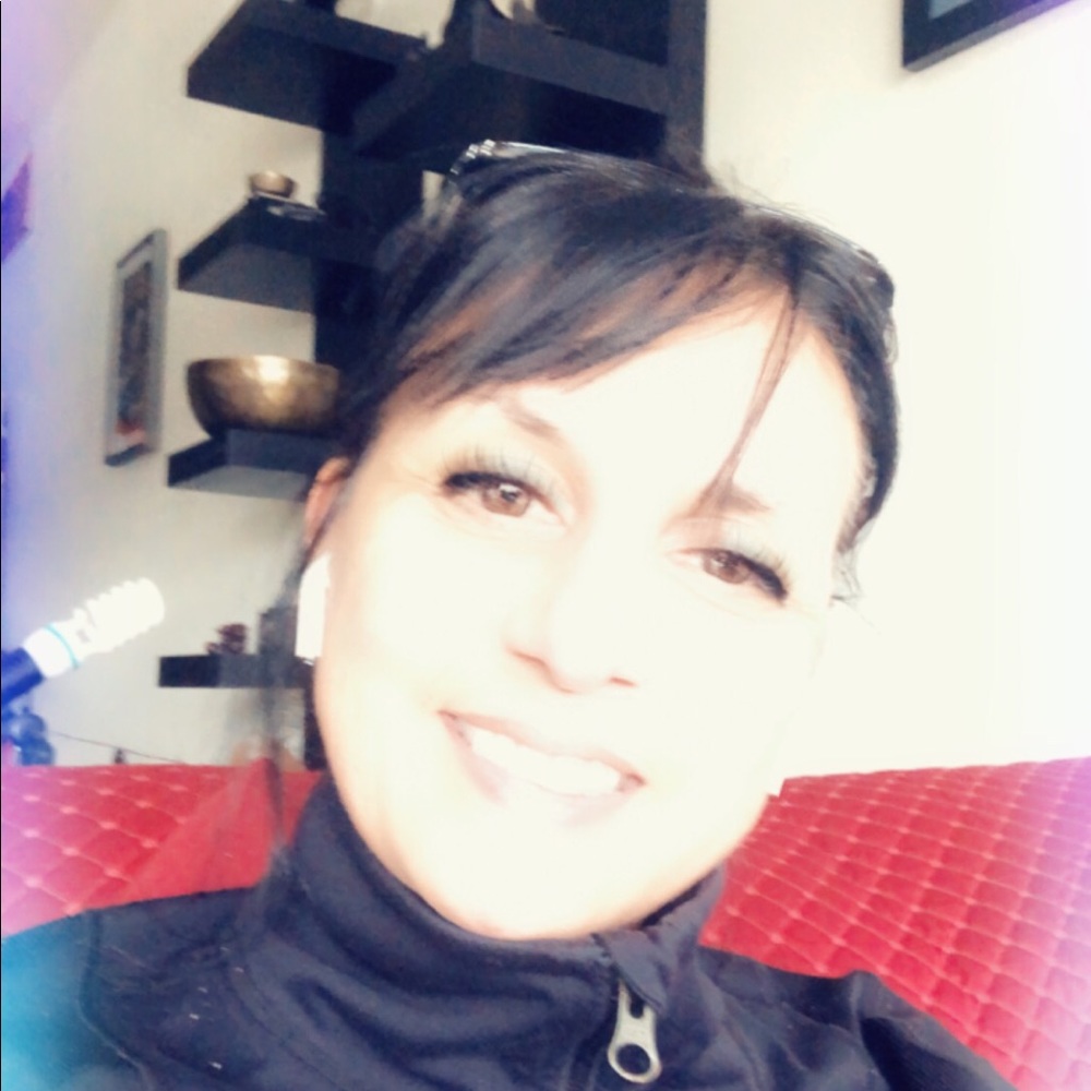 Meet your Posher, Leah